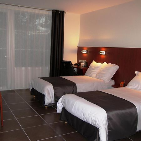 Hostellerie Del Matin Calme Montverdun Exterior foto