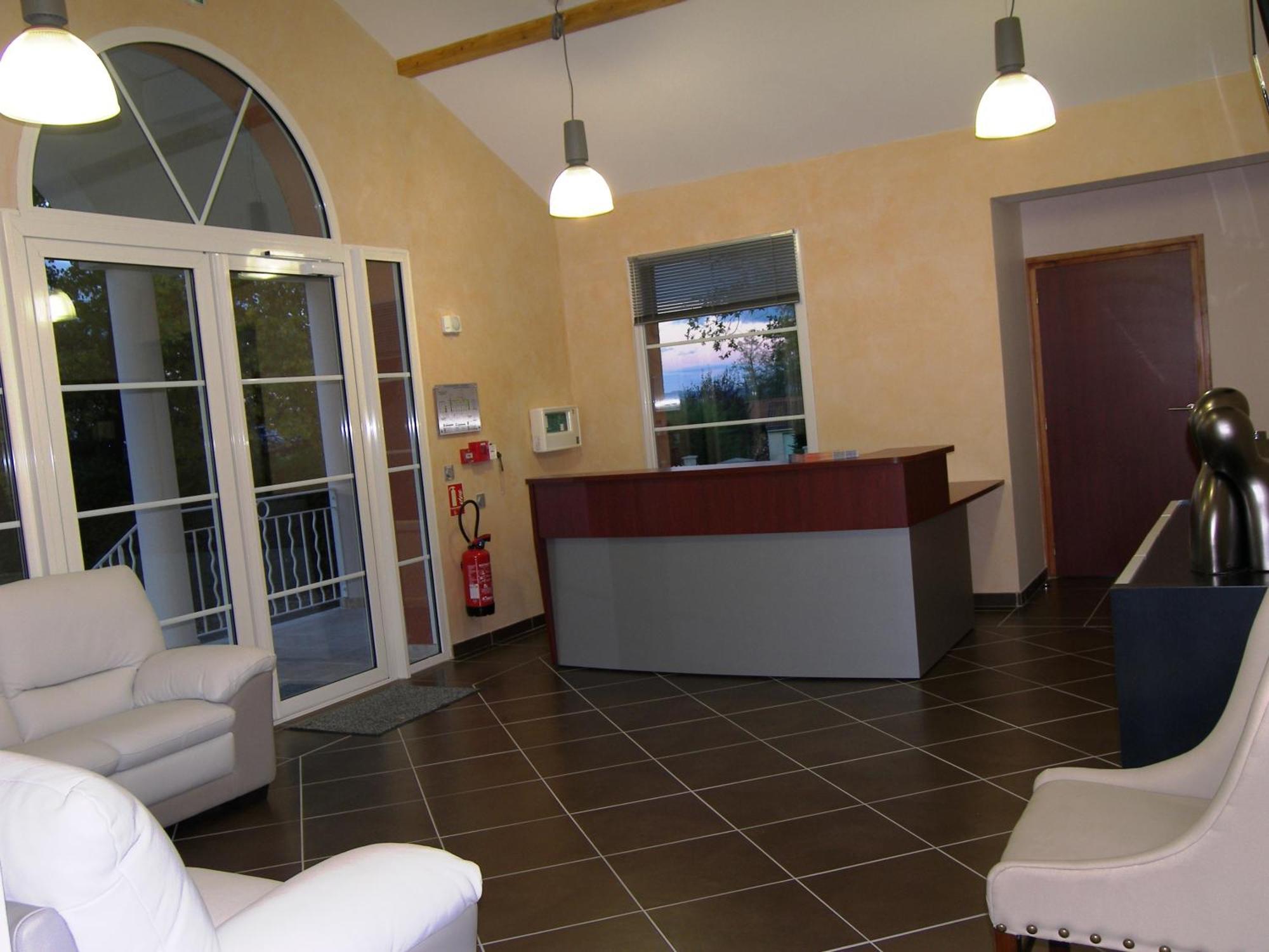 Hostellerie Del Matin Calme Montverdun Exterior foto