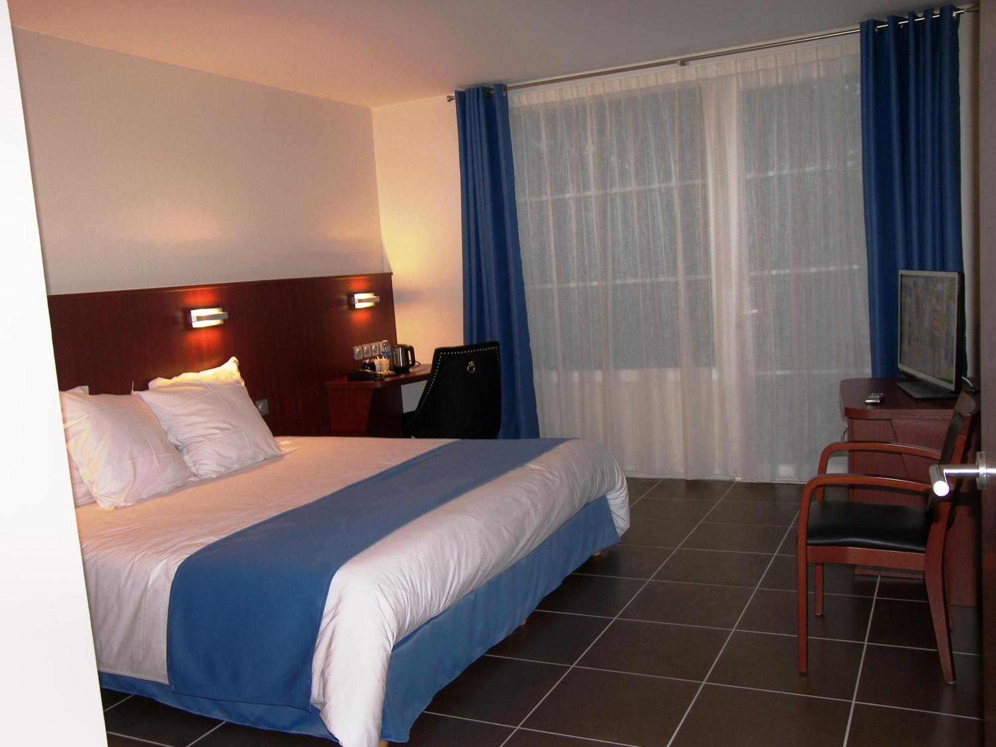 Hostellerie Del Matin Calme Montverdun Exterior foto