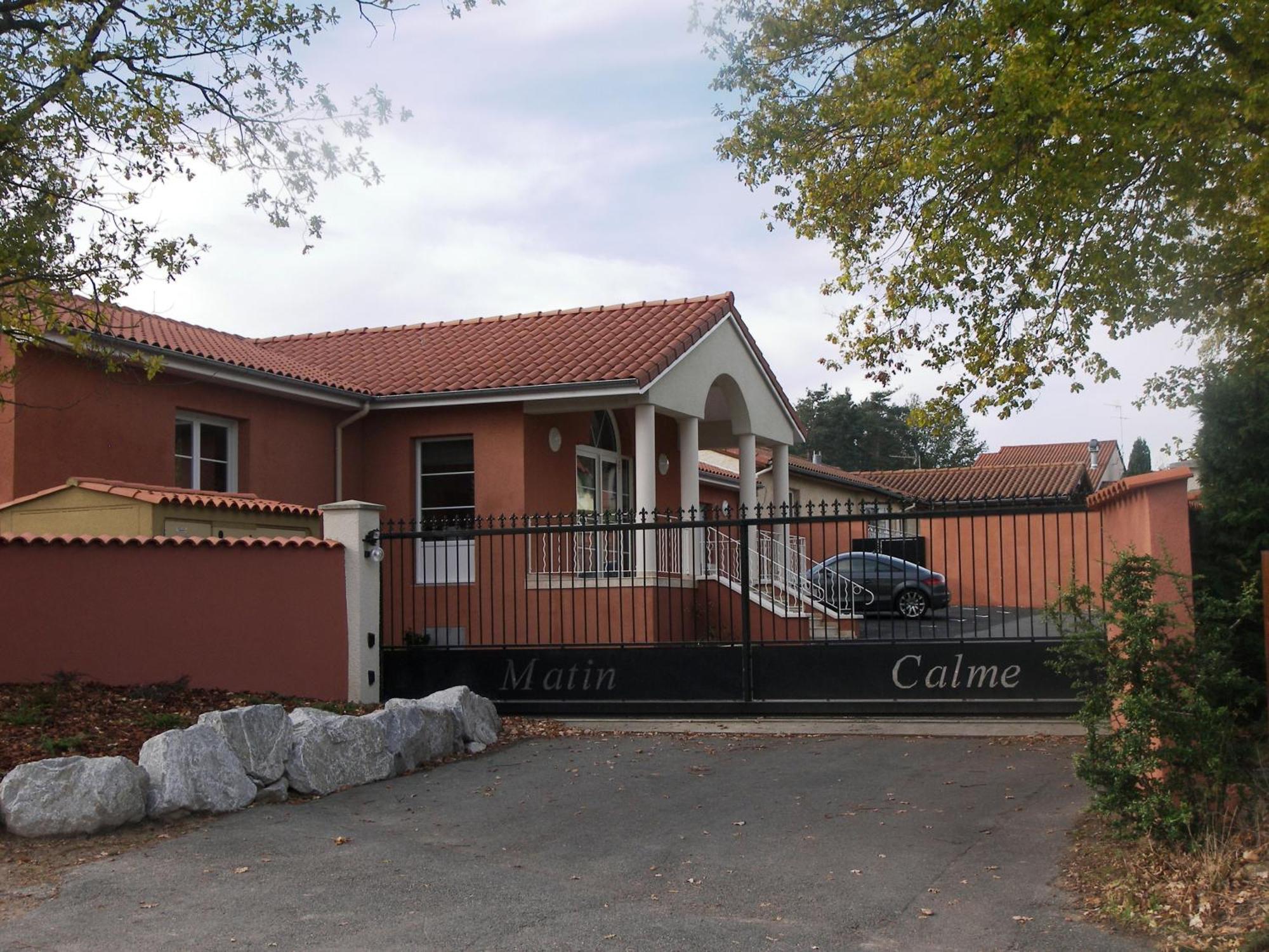 Hostellerie Del Matin Calme Montverdun Exterior foto