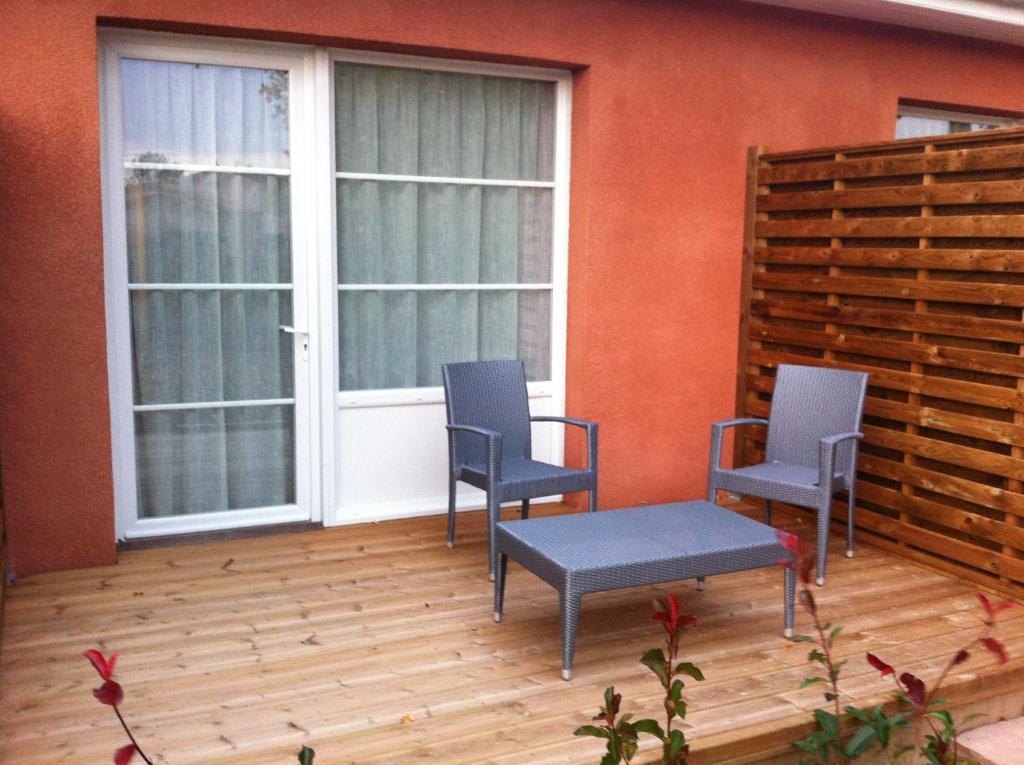 Hostellerie Del Matin Calme Montverdun Quarto foto